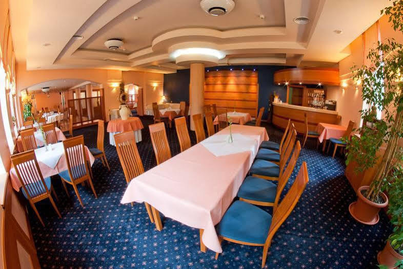 Hotel Naramowice Poznań Restaurant foto