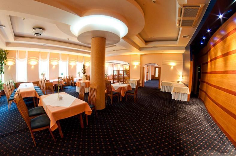 Hotel Naramowice Poznań Restaurant foto